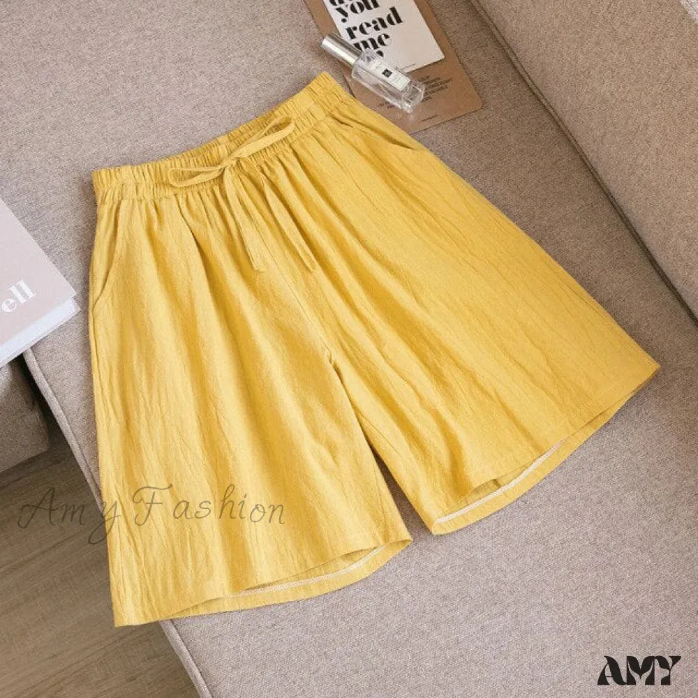 Amy Fashion - Loose Plus Size Knee Wide-leg Shorts