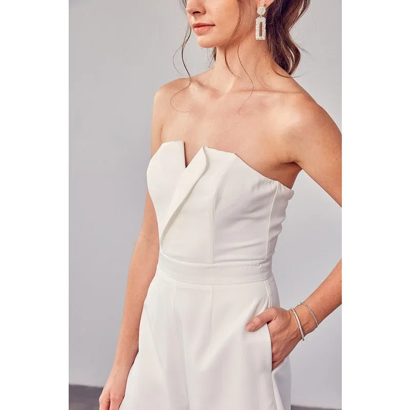 DO   BE COLLECTION  Sleeveless V-neck Romper