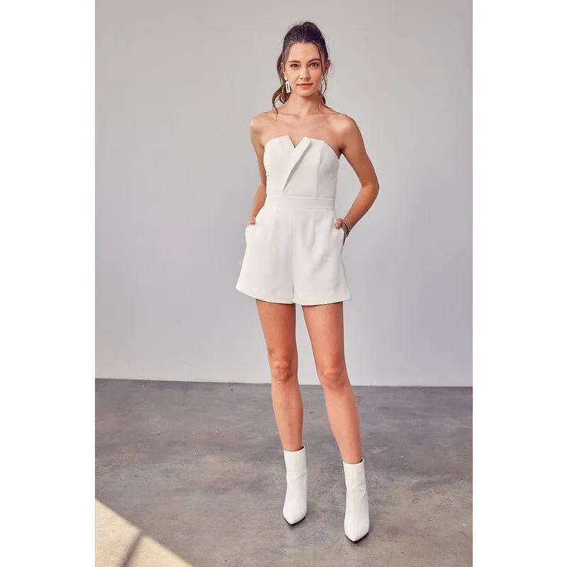 DO   BE COLLECTION  Sleeveless V-neck Romper