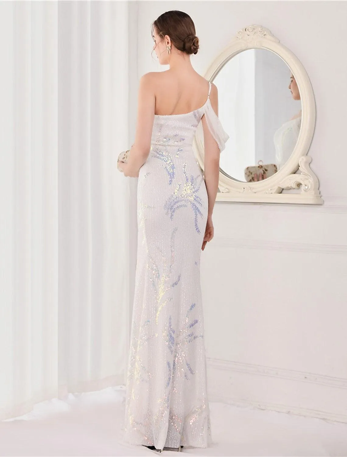 Mermaid / Trumpet Evening Gown Elegant Dress Wedding Guest Floor Length Sleeveless Spaghetti Strap Sequined V Back with Sequin Slit