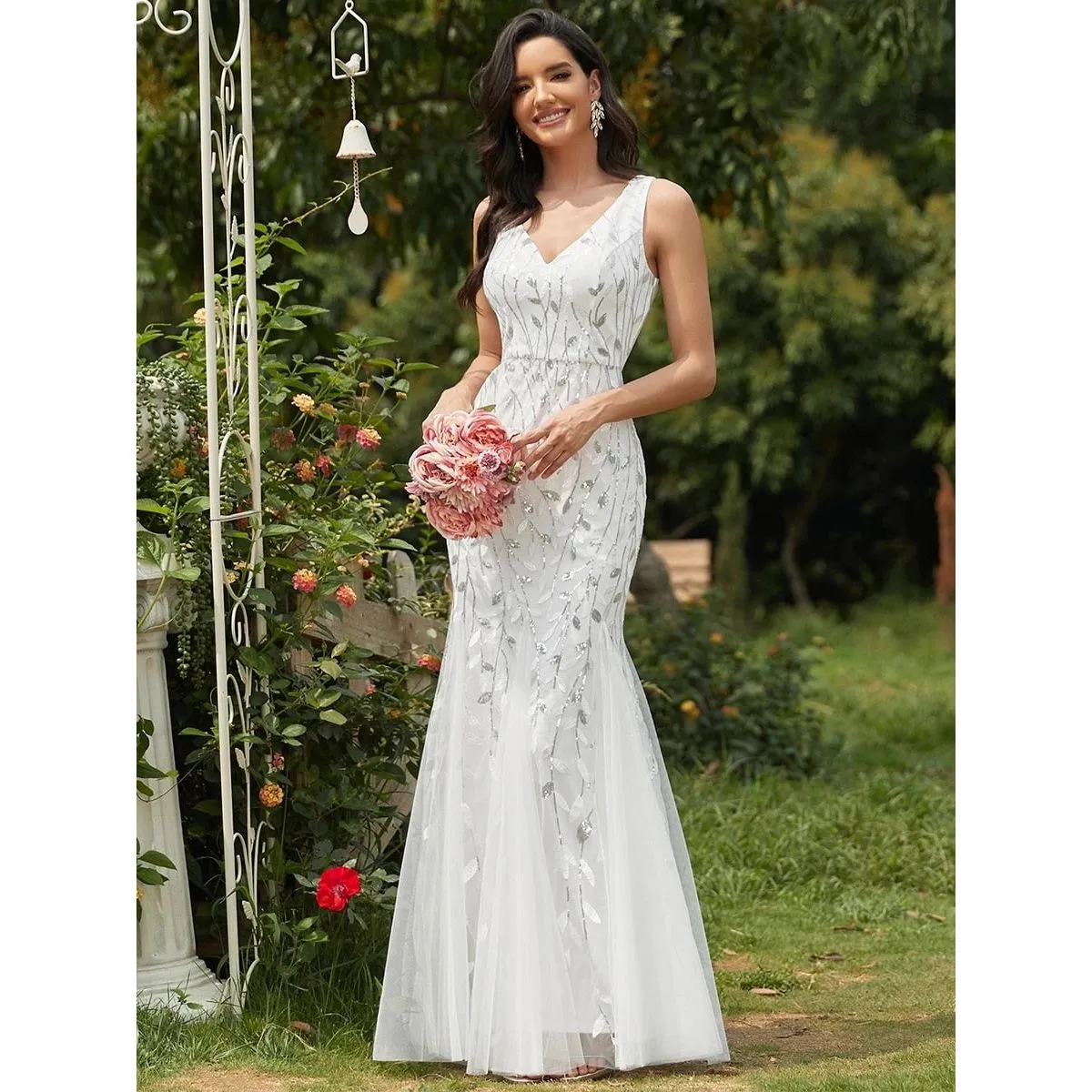 Plus Size Evening Dresses Mermaid Sleeveless V-Neck Sequin Elegant Maxi Dress
