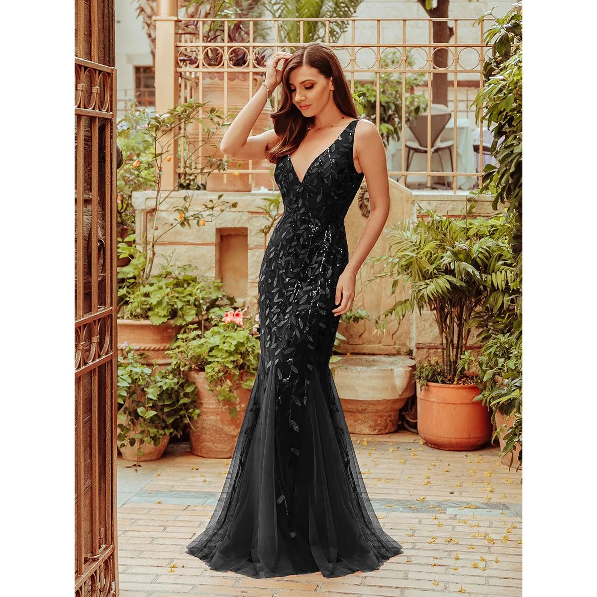 Plus Size Evening Dresses Mermaid Sleeveless V-Neck Sequin Elegant Maxi Dress