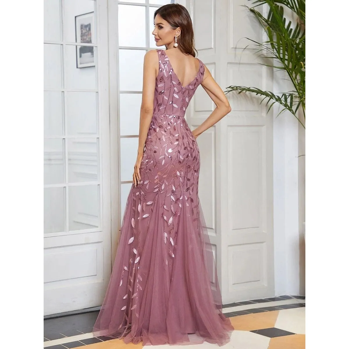 Plus Size Evening Dresses Mermaid Sleeveless V-Neck Sequin Elegant Maxi Dress